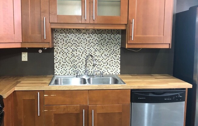 3 Bedroom Southside Slopes Townhome for Rent
