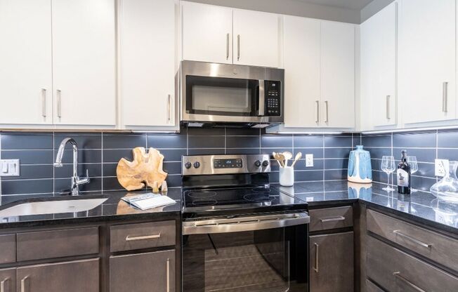 RENOVATED MISSION HILL 2 BED!!!!!!!! NEW CONSTRUCTION!!!!!