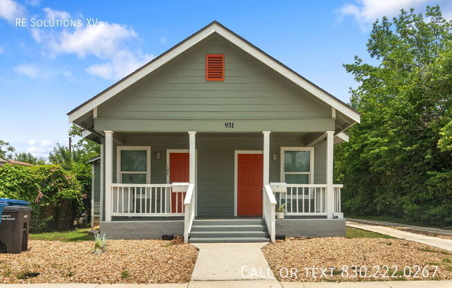 931 W ROSEWOOD AVE