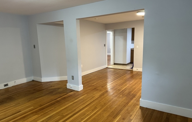 18 SYMMES ST