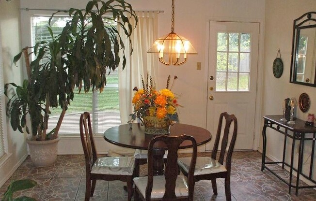 Beautiful home with 3 bedroom, 2.5 bath, game room and 2 car garage!