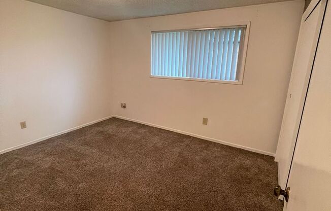 2 beds, 1 bath, 825 sqft, $1,295, Unit 524