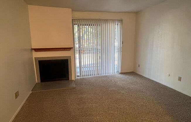 2 beds, 1 bath, 832 sqft, $1,150, Unit 506