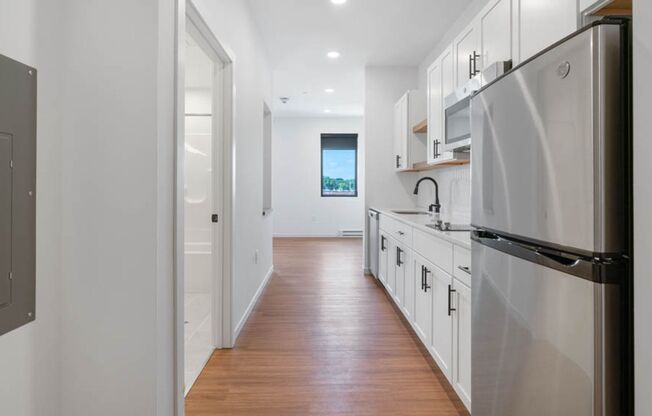 Studio, 1 bath, 400 sqft, $1,250, Unit 316
