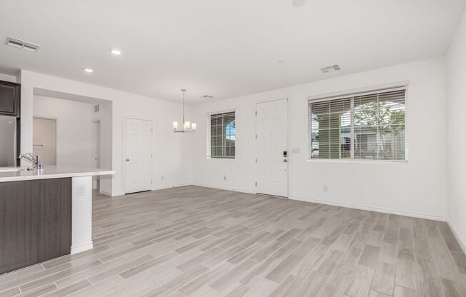 Like new 3-Bedroom Townhome!