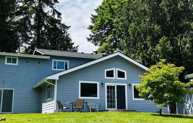 Rare Kent Gem, 3 BR | 3 BA | 2 DEN | 0.41 Acres