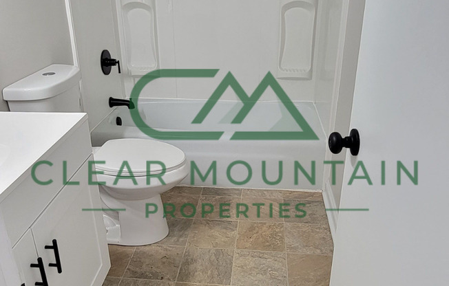 2 beds, 1 bath, 980 sqft, $1,250, Unit 70