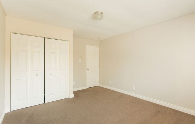 2 beds, 1 bath, 690 sqft, $2,800, Unit 208