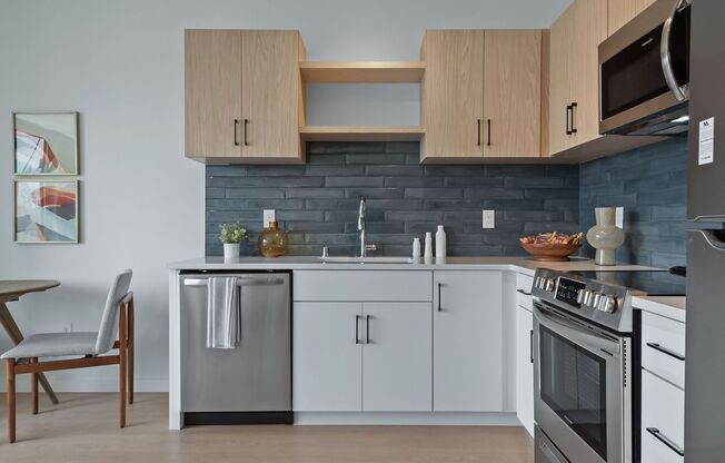 1 bed, 1 bath, 608 sqft, $1,361, Unit 205