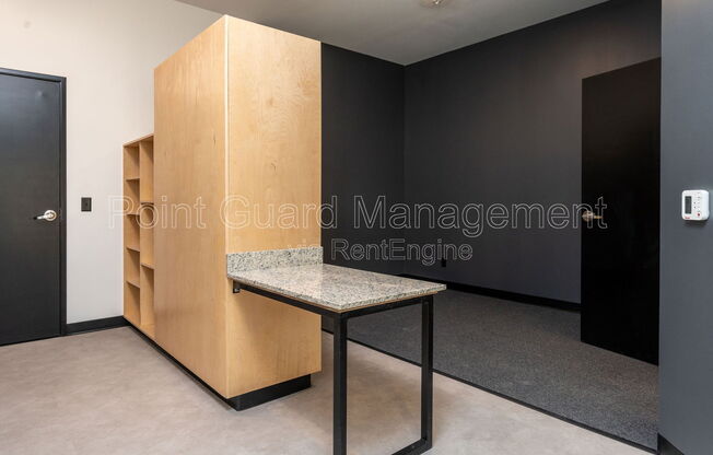 1 bed, 1 bath, 449 sqft, $745, Unit 118