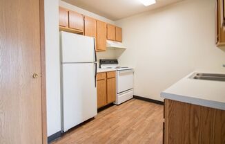 1 bed, 1 bath, 525 sqft, $735, Unit 28