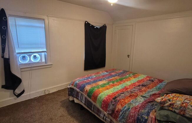 3 beds, 1 bath, $1,675