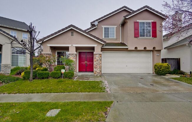 Awesome 3 Bedroom  Home Near Rivermark Plaza!