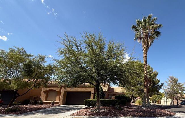SUN CITY 55+ COMMUNITY - TWO BEDROOM TOWNHOME WITH FRONT COURTYARD