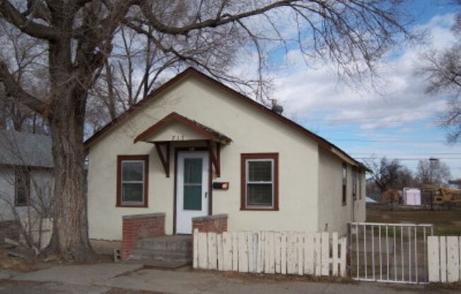 3 Bedroom House Near Downtown