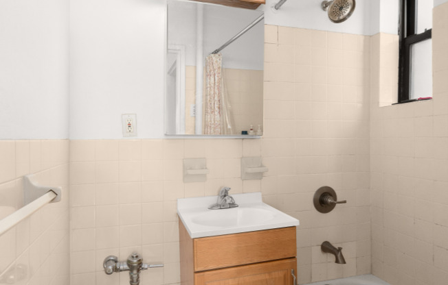 320 East 90th Street 3