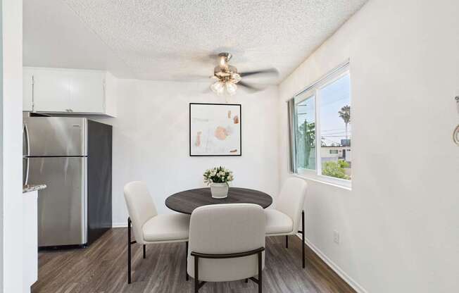 Welcome to Gilmore Apartments Van Nuys