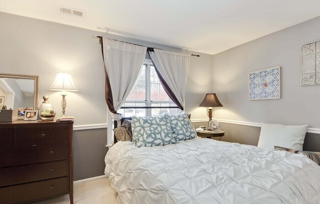 2813 S Woodrow Street  Unit E