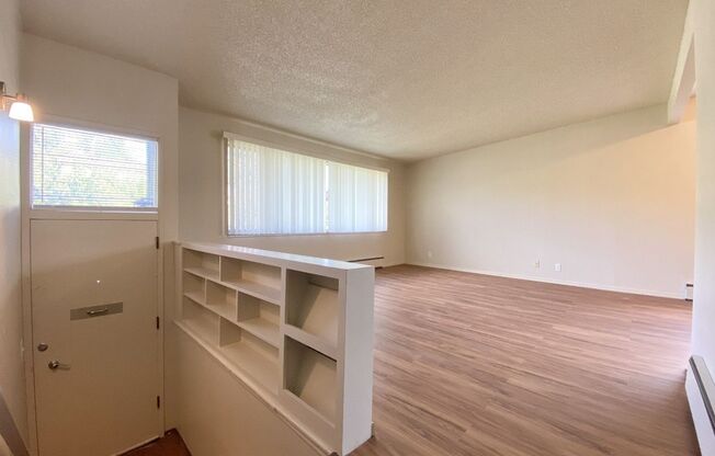 Amazing large 2-bedroom 1 bathroom Apartment. Washer/Dryer in Unit. Private larger balcony.