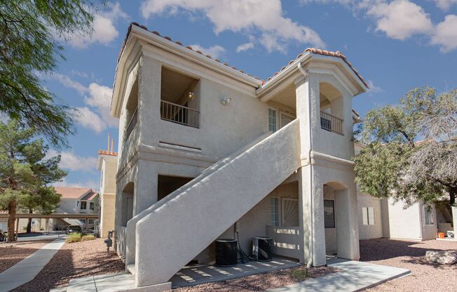 Upstairs 2 br unit in gated community with pool/spa/bbq area