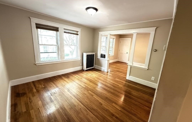 210 QUINCY AVE