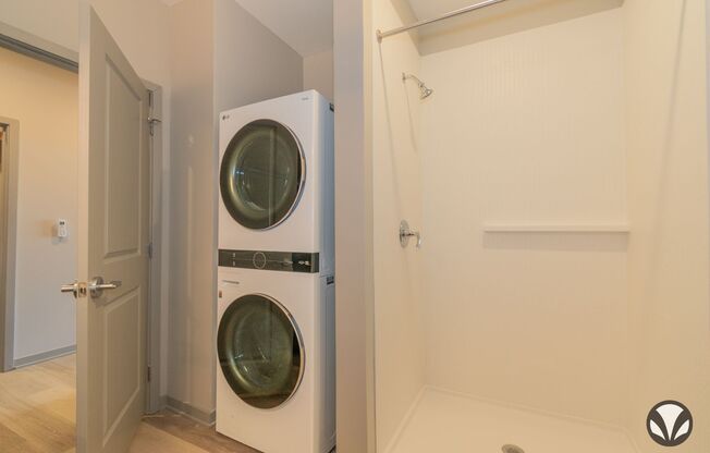 1 bed, 1 bath, 575 sqft, $999, Unit YH-4009