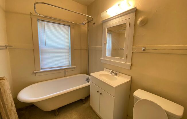 1 bed, 1 bath, $1,125, Unit 1