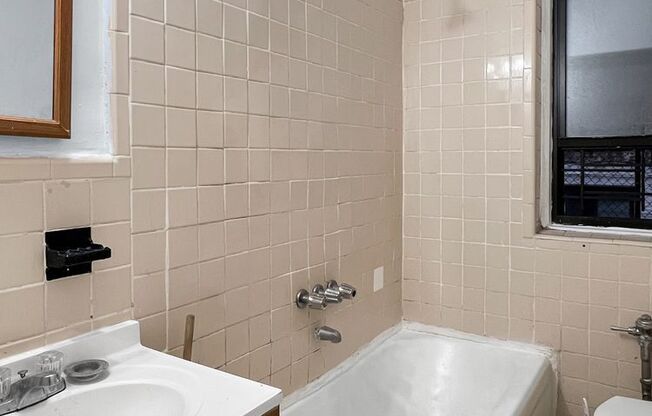 Studio, 1 bath, $1,340, Unit 3C