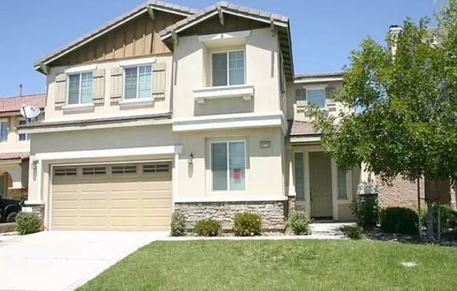 Gorgeously Spacious 5 bedroom Home for Rent in North Fontana