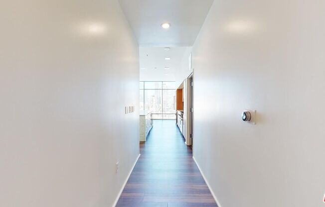 2 beds, 3 baths, 1,660 sqft, $6,000, Unit 1616