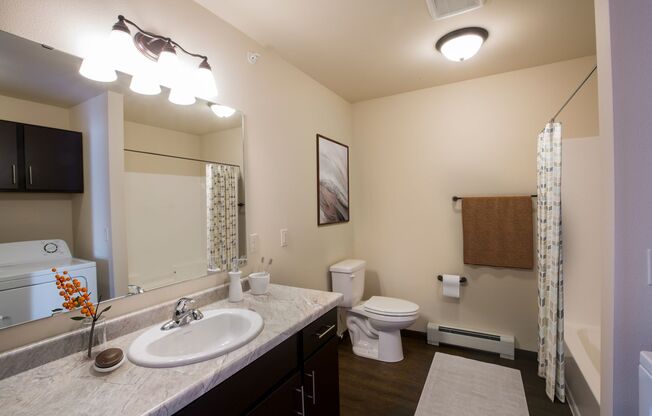 2 beds, 1 bath, 970 sqft, $1,474, Unit SB 1635-07