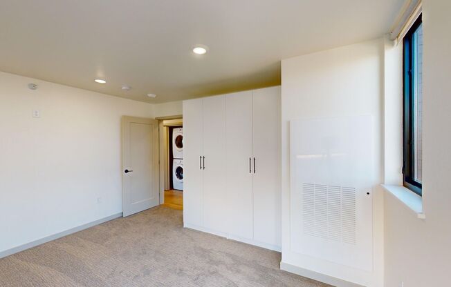 3 beds, 2 baths, 1,111 sqft, $1,465, Unit 2404-304