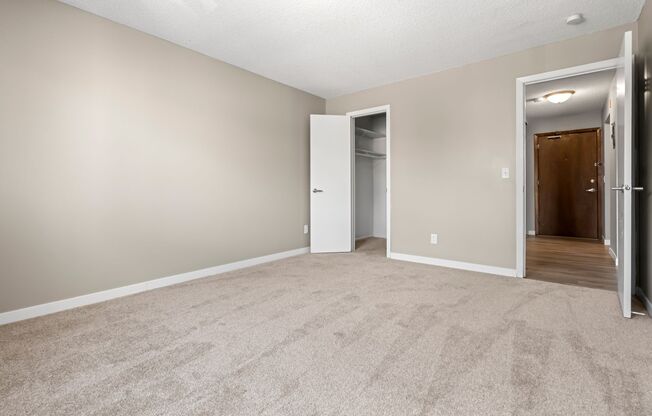 1 bed, 1 bath, 725 sqft, $1,125, Unit 305