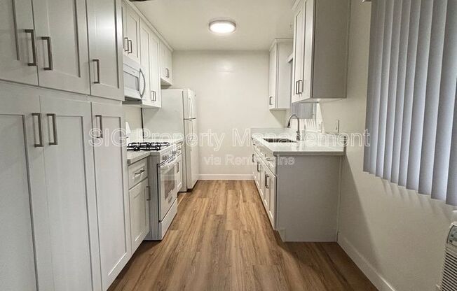10424 PARR AVE