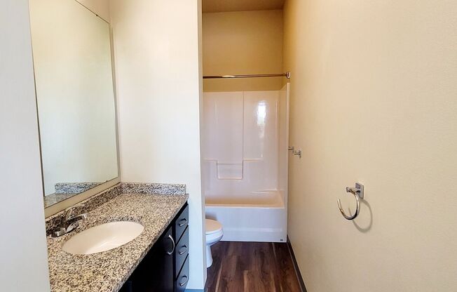 2 beds, 2 baths, 1,061 sqft, $1,850, Unit 401