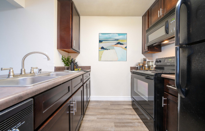 241 WESTON CIR