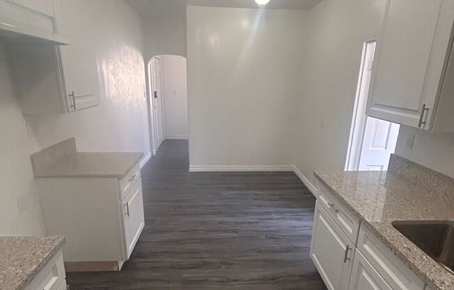 Studio, 1 bath, $1,600, Unit 03