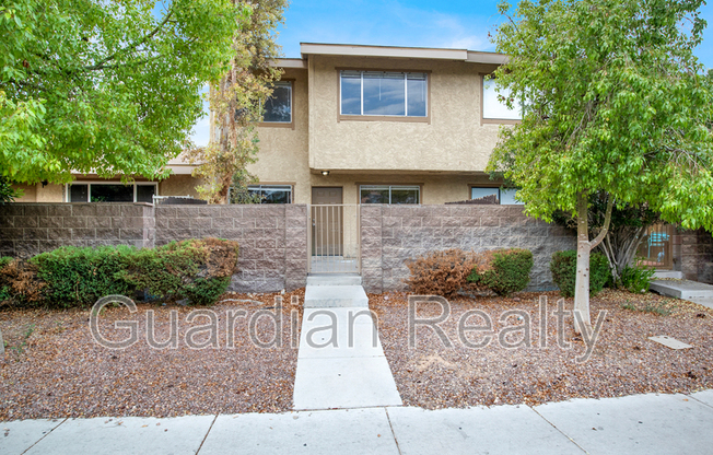2209 TALL PINE DR