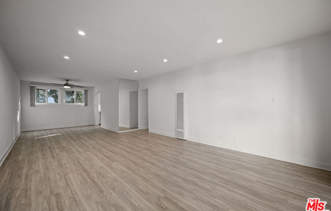 1 bed, 1 bath, 1,000 sqft, $2,895, Unit 17