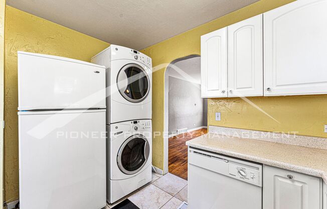 2 beds, 1 bath, $1,850