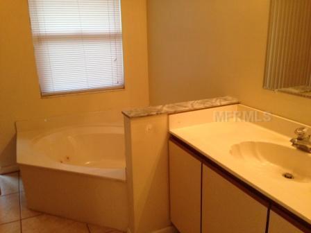 3 beds, 2 baths, $2,180