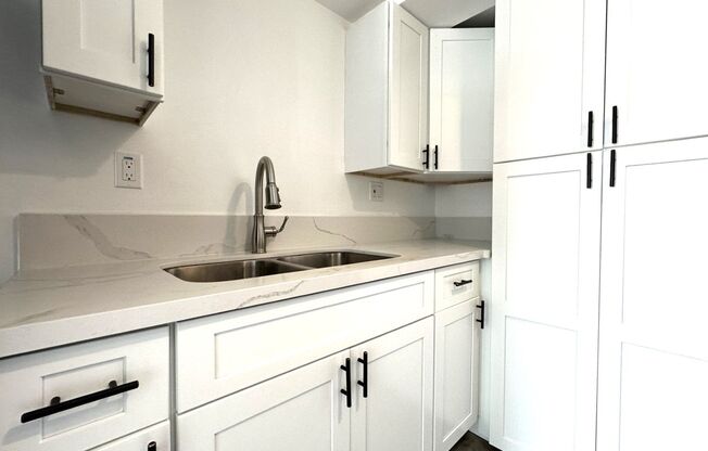 1 bed, 1 bath, 300 sqft, $1,775, Unit 09