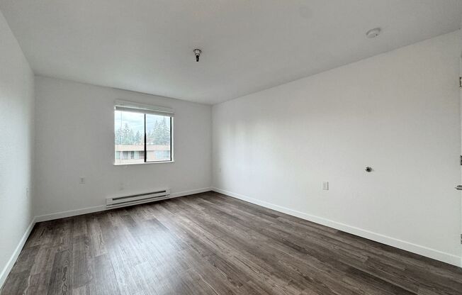 1 bed, 1 bath, 636 sqft, $1,695, Unit 227