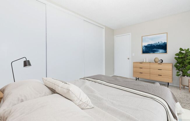 2 beds, 2 baths, 860 sqft, $1,819, Unit 3-6