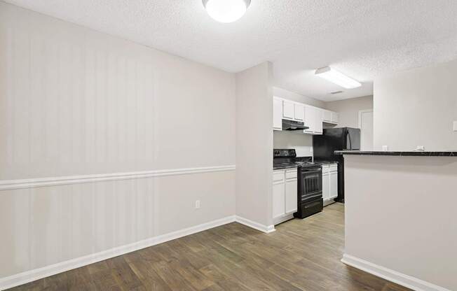 Woodmere Trace Apartmements in Duluth, GA Dining Room