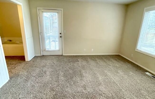 3 beds, 2 baths, $2,750