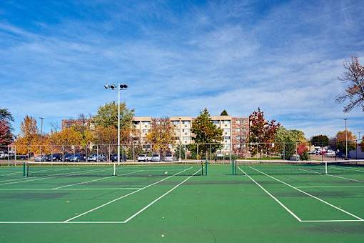 Tennis Courts at Central Park Manor, Hopkins