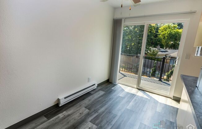 2 beds, 1 bath, 730 sqft, $1,600, Unit 79