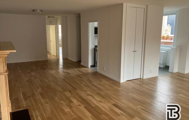 3 beds, 2.5 baths, $8,850, Unit 19