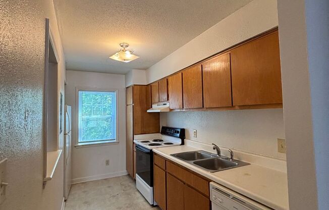 2516-204 Avent Ferry Rd, Raleigh NC, 28607